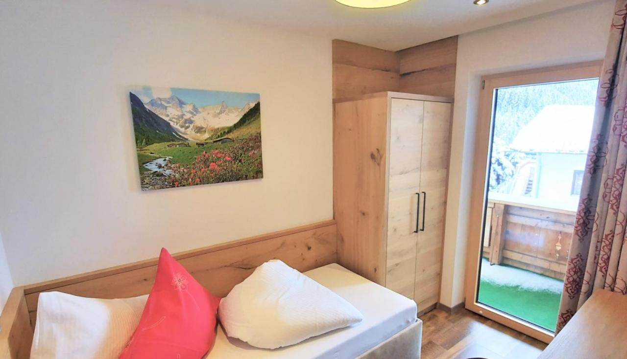Heimat Apartments - Zillertal 겔로스 외부 사진