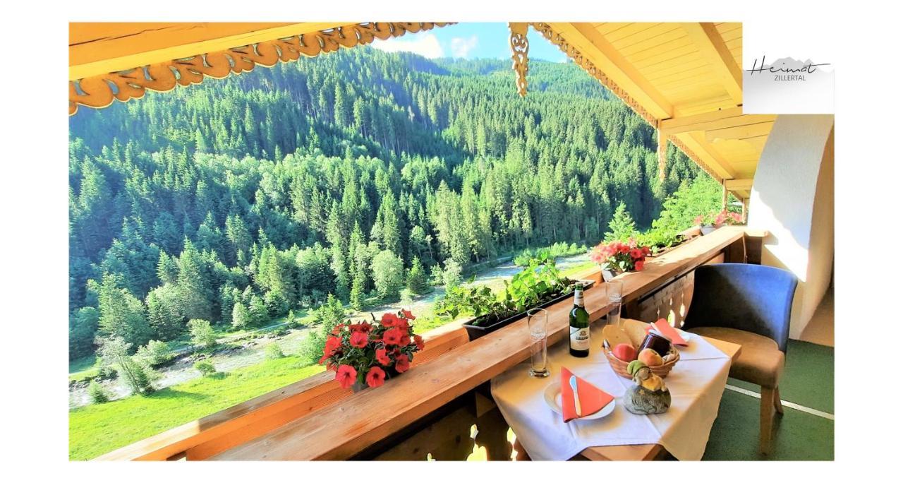 Heimat Apartments - Zillertal 겔로스 외부 사진